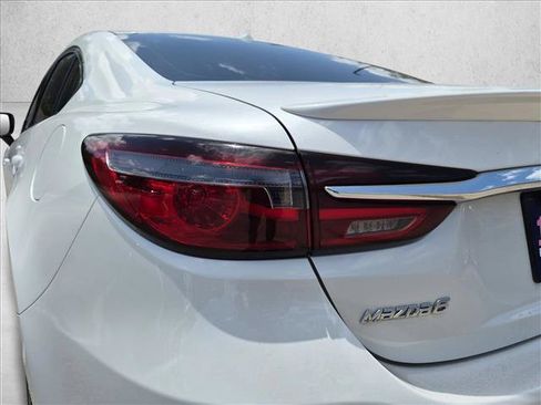 Used 2018 MAZDA MAZDA6 Signature FWD image 12