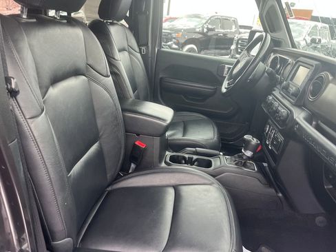 Used 2020 Jeep Wrangler Unlimited Sport S image 33