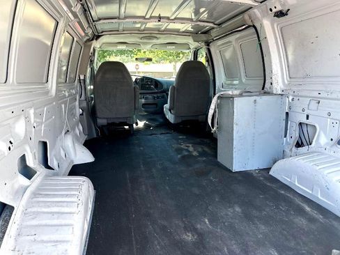 Used 2007 Ford E-250 and Econoline 250 image 7