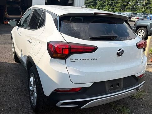 Used 2023 Buick Encore GX Preferred w/ Cold Weather Comfort Package AWD/4WD image 4