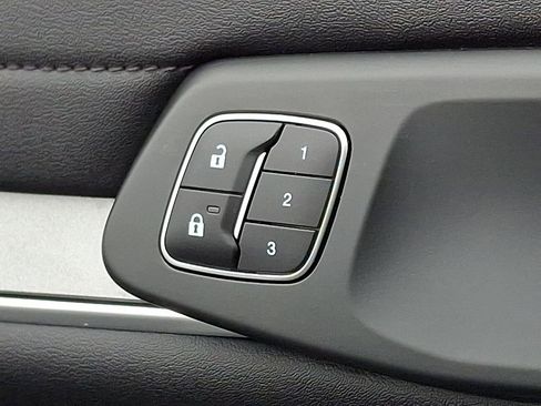 Certified 2025 Ford Ranger Lariat w/ FX4 Off-Road Package image 27