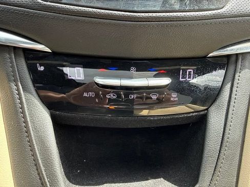 Used 2017 Cadillac XT5 Luxury w/ Driver Awareness Package FWD image 31