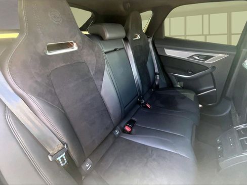 Used 2024 Jaguar F-PACE SVR image 28