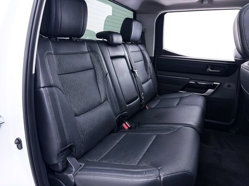 Used 2024 Toyota Tundra Limited AWD/4WD image 38