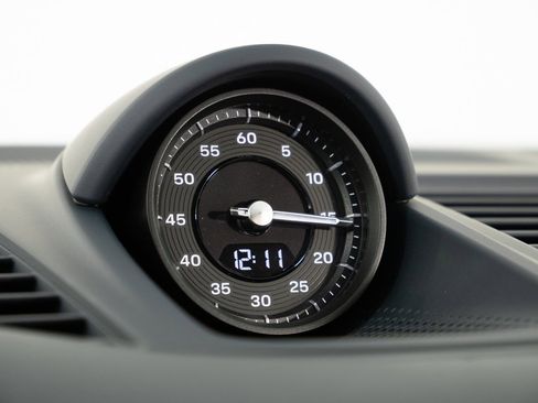 New 2026 Porsche Panamera image 17