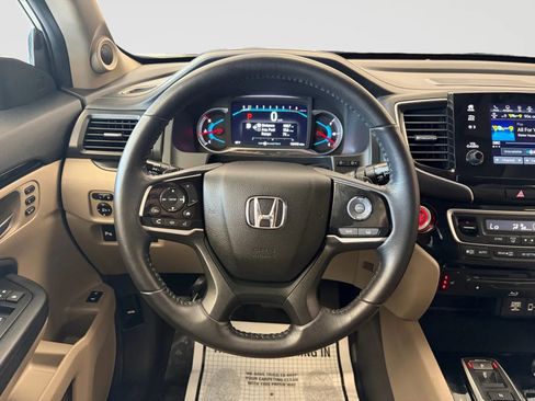 Used 2021 Honda Pilot Touring image 31