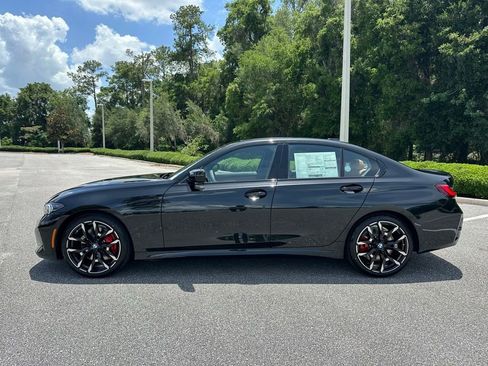 New 2026 BMW 330i Sedan w/ M Sport Package RWD image 2