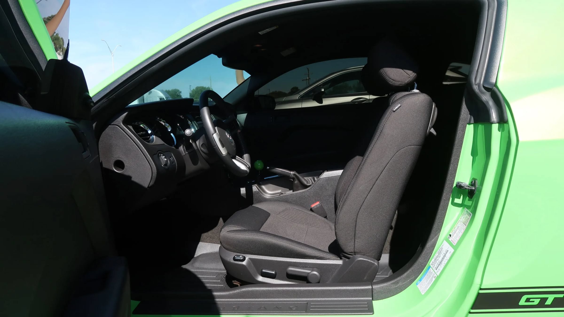 Used 2013 Ford Mustang GT w/ GT Track Pkg RWD image 16