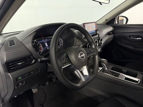 Used 2025 Nissan Sentra SV FWD image 20