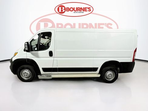 Used 2025 RAM ProMaster 2500 w/ U-Haul Equipment Group FWD image 5