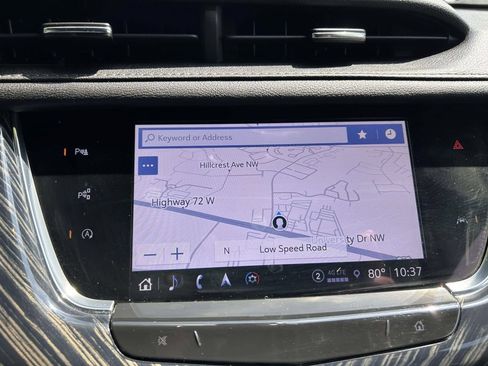 Used 2024 Cadillac XT6 Premium Luxury w/ Technology Package FWD image 14