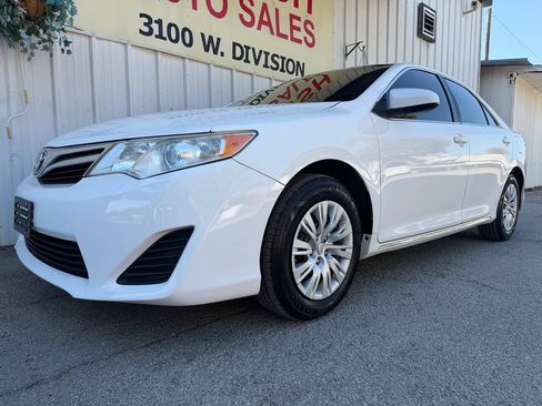 Used 2014 Toyota Camry LE FWD image 7