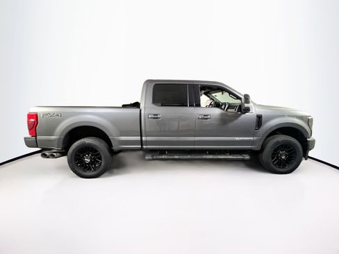 Used 2022 Ford F250 Lariat w/ Black Appearance Package AWD/4WD image 4