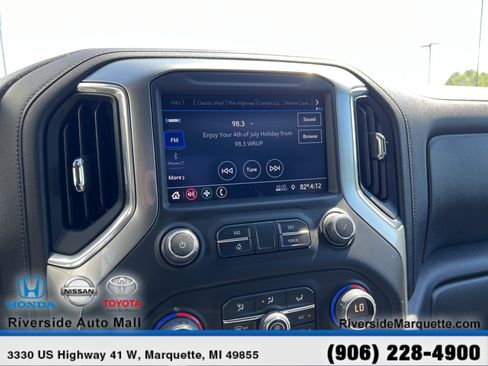 Used 2022 Chevrolet Silverado 1500 LT AWD/4WD image 18