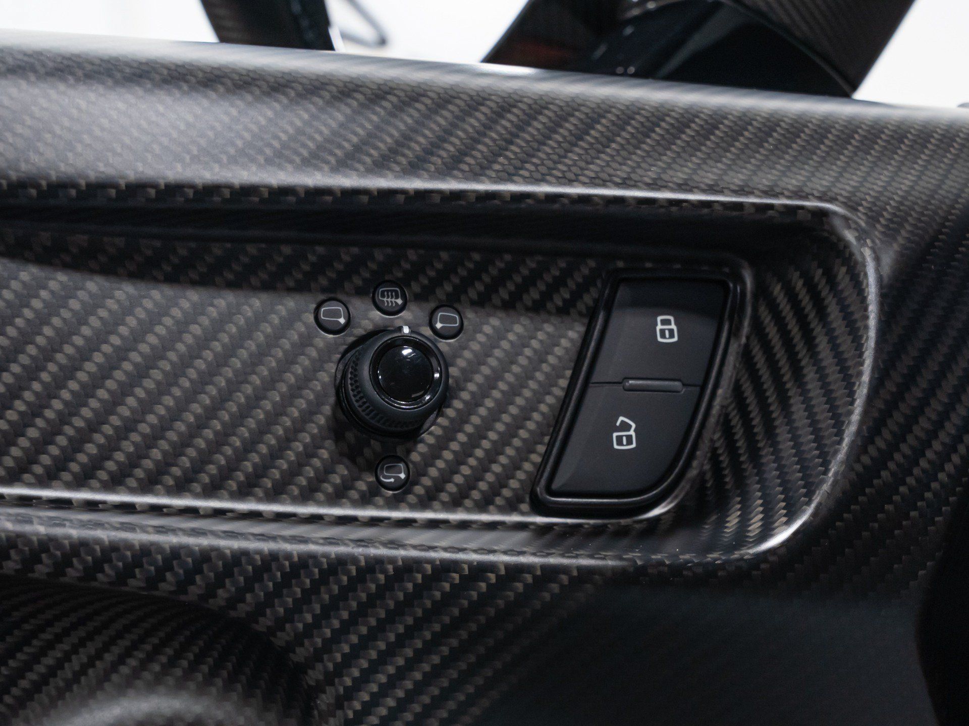 Used 2024 Lamborghini Huracan STO RWD image 50
