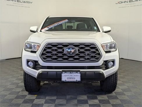 Used 2022 Toyota Tacoma TRD Off-Road image 8