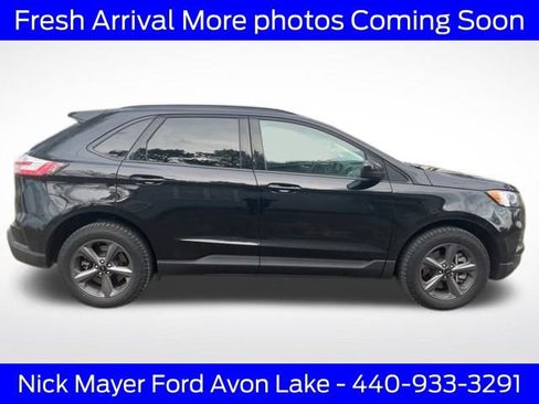 Used 2023 Ford Edge SEL w/ Sport Appearance Package image 9