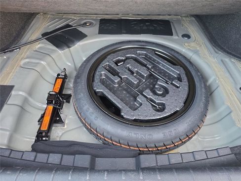 Used 2024 Nissan Sentra SV w/ All-Weather Package image 33