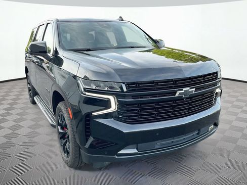 Used 2024 Chevrolet Tahoe RST w/ RST Performance Edition AWD/4WD image 3