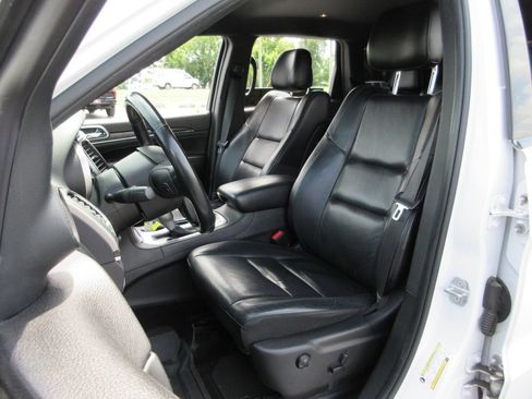 Used 2018 Jeep Grand Cherokee Limited w/ Trailer Tow Group IV AWD/4WD image 20