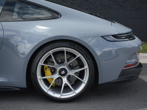 Certified 2023 Porsche 911 GT3 RWD image 34