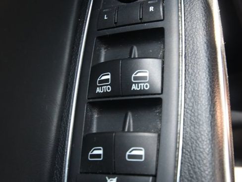 Used 2017 Chrysler 300 Limited w/ Value Package AWD/4WD image 23