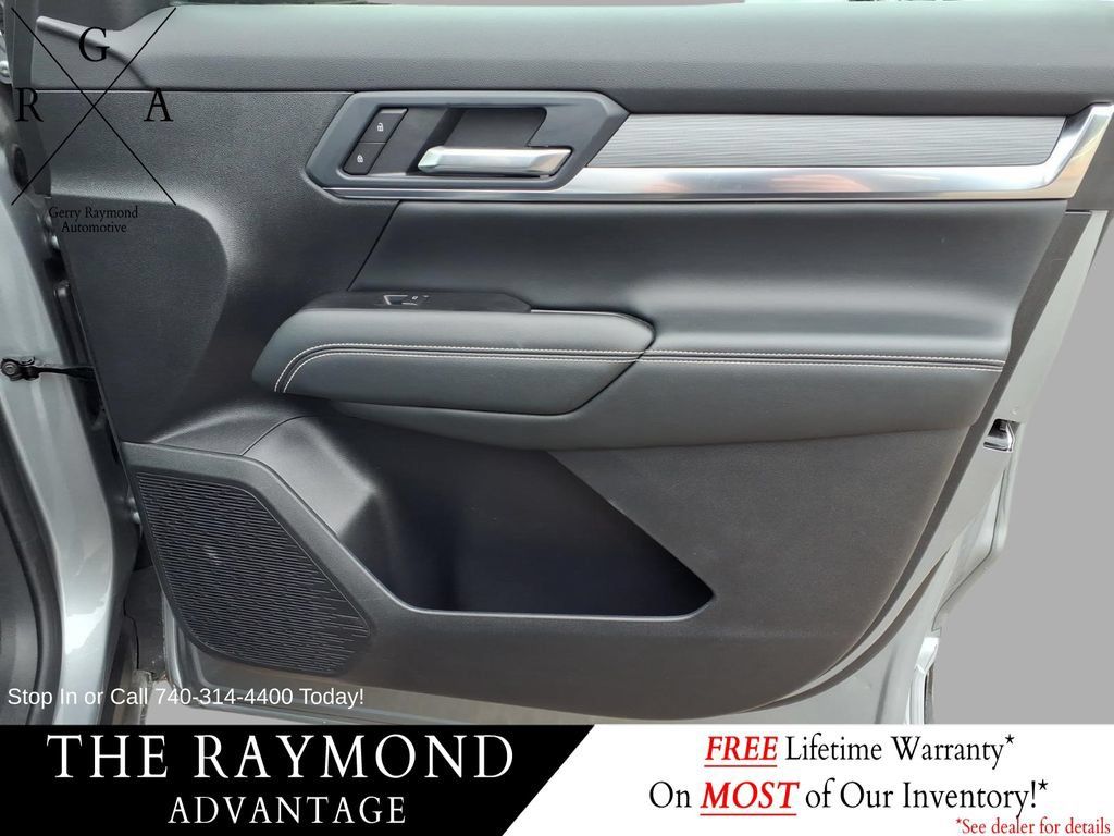Used 2026 GMC Terrain Elevation AWD/4WD image 10