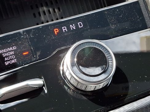 New 2026 Jeep Grand Cherokee L 4WD image 11