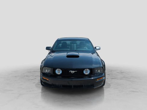 Used 2008 Ford Mustang GT Premium RWD image 3