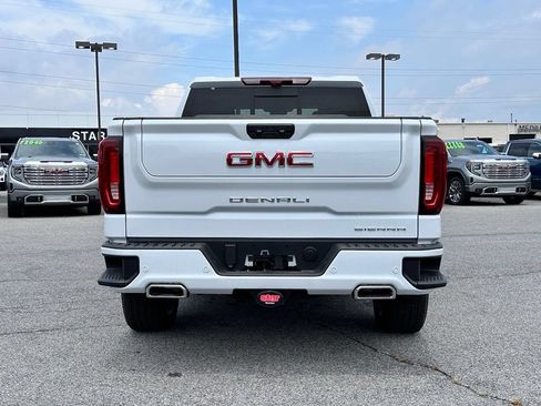 New 2026 GMC Sierra 1500 Denali w/ Denali Reserve Package AWD/4WD image 8