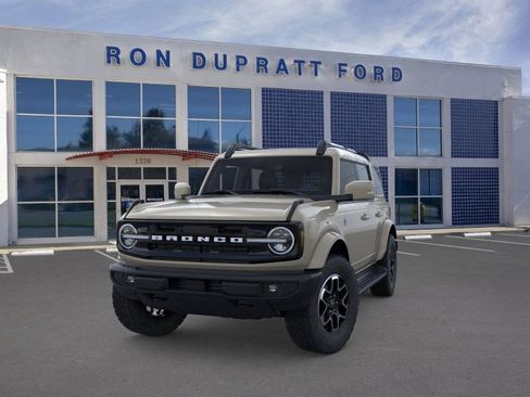 New 2025 Ford Bronco Outer Banks image 3