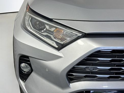 Certified 2021 Toyota RAV4 XSE AWD/4WD image 3