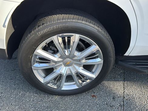 Used 2023 Chevrolet Tahoe High Country image 35