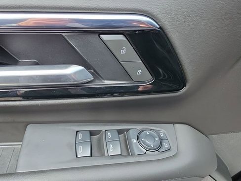 Used 2025 Chevrolet Tahoe LS AWD/4WD image 22