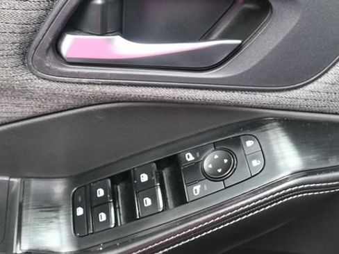 Used 2023 Nissan Rogue SV AWD/4WD image 14