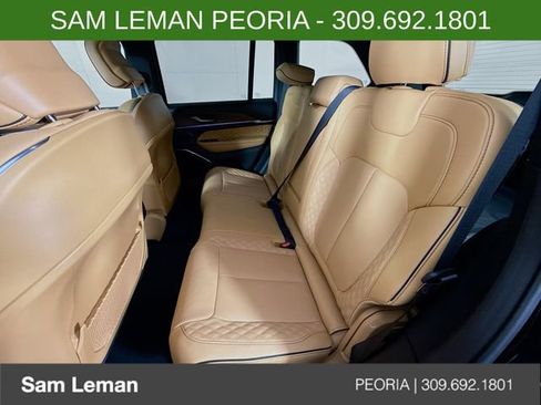 New 2025 Jeep Grand Cherokee Summit w/ Obsidian Package image 26