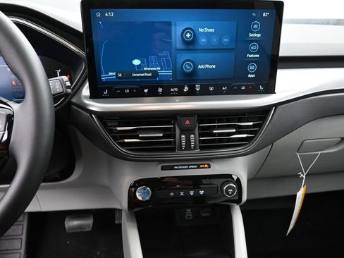 New 2025 Ford Escape SE FWD image 22