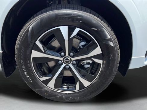 New 2026 Volvo XC60 B5 Core AWD/4WD image 26