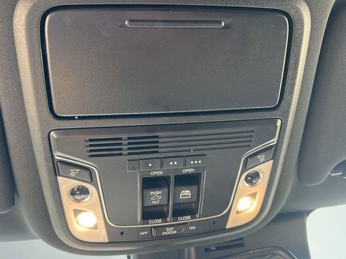 Used 2020 Honda Ridgeline Black Edition image 19