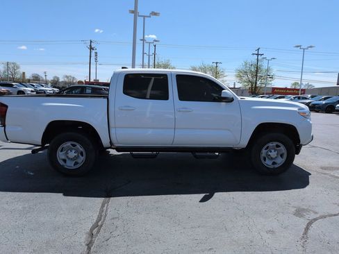 Used 2023 Toyota Tacoma SR image 6