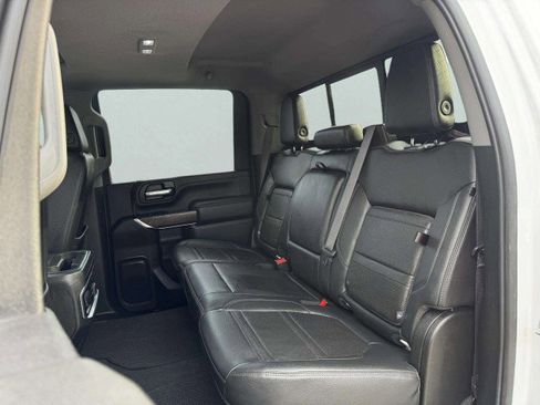 Used 2022 GMC Sierra 3500 Denali image 38