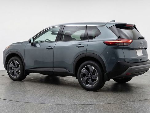 Used 2025 Nissan Rogue SV AWD/4WD image 6
