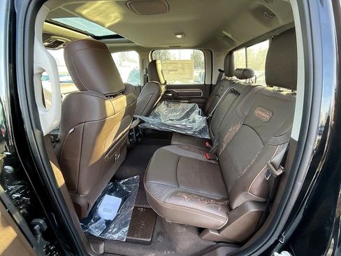 New 2026 RAM 2500 Limited image 32