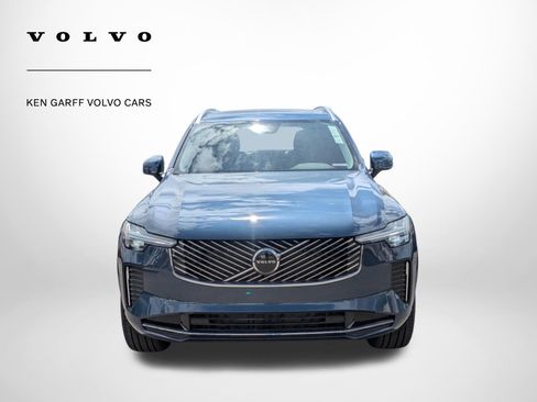 New 2026 Volvo XC90 B5 Core AWD/4WD image 9