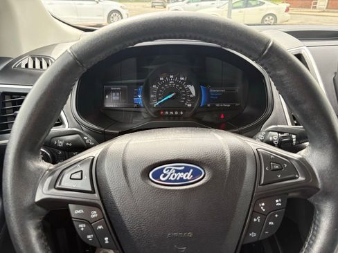 Used 2022 Ford Edge SEL w/ Convenience Package AWD/4WD image 25