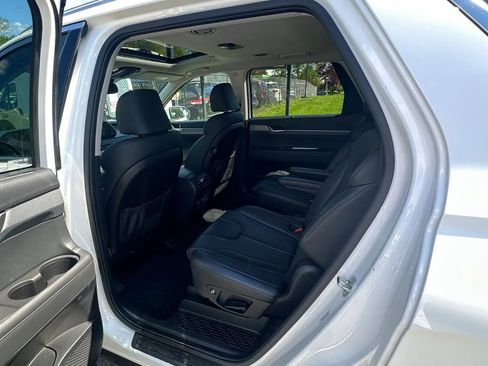 Used 2022 Hyundai Palisade SEL w/ Premium Package AWD/4WD image 24