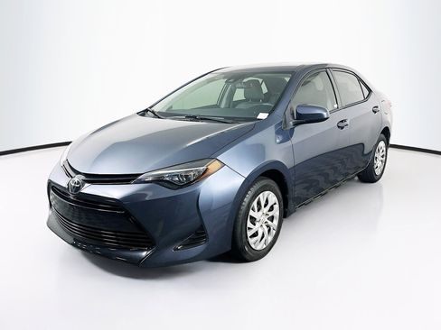 Used 2019 Toyota Corolla LE FWD image 3