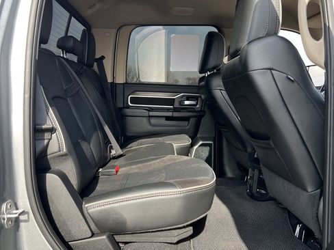 Used 2022 RAM 2500 Laramie w/ Body Color Bumper Group image 30