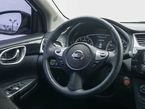 Used 2016 Nissan Sentra SV FWD image 14