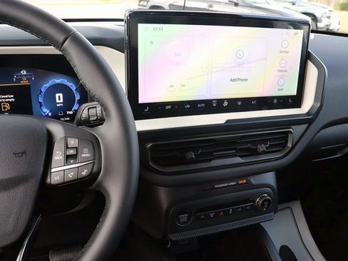 New 2025 Ford Bronco Sport Heritage w/ Convenience Package image 19